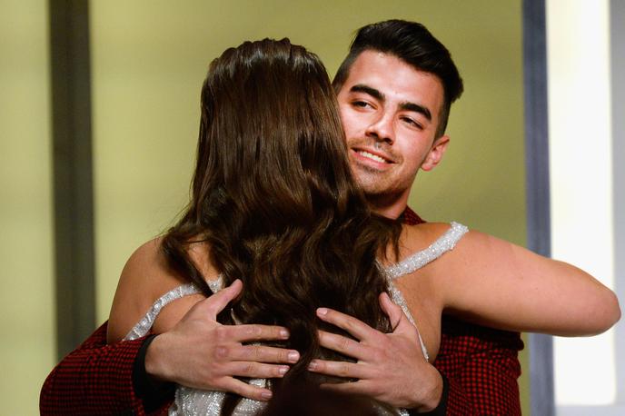 Joe Jonas, Ashley Graham | Foto Getty Images