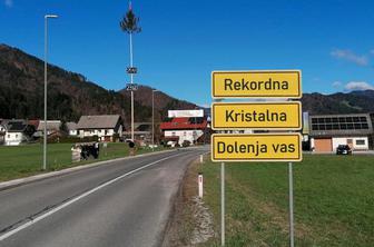 Domača vas družine Prevc ima novo ime, sovaščani pripravili poseben sprejem #foto #video