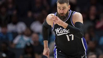 Jonas Valančiunas bo spoštoval pogodbo z Denver Nuggets