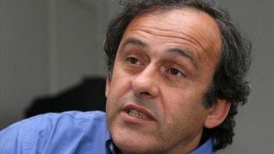 Platini se zavzema za nogometno policijo