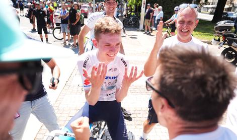 Slovenski kolesarski biser Jakob Omrzel navdušil trenerja Radakovića in nekdanjega šefa Finka