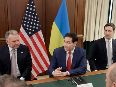 Ukrajinska in ameriška delegacija na Floridi začeli pogovore