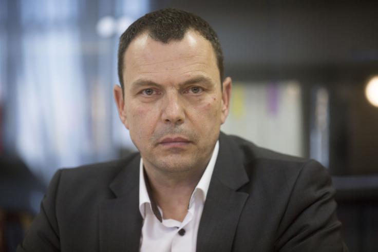 "Do leta 2014 in kadrovske okrepitve s 30 tožilci je imel SDT vsega 11 tožilcev, kar je zelo malo glede na količino zadev, ki jih je obravnaval. Počasi se bodo začeli kazati tudi sadovi dela tega organa," Šketa meni o delu SDT, ki ga vodi Harij Furlan (na fotografiji). | Foto: Matej Leskovšek