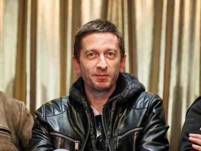 Pevec skupine Niet Borut Marolt po 20 letih prireja koncert s svojo mladostniško skupino Prisluhnimo tišini