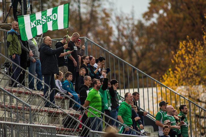 NK Triglav NK Krško Prva liga | Krško ima zveste navijače, ki nogometaše spremljajo tudi na gostovanjih. | Foto Grega Valančič/Sportida
