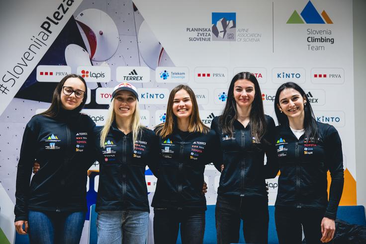 PZS plezanje Ženska članska ekipa za sezono 2024 | Foto: Grega Valančič/PZS