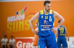 Šenčur z novim trenerjem do zmage nad Krko