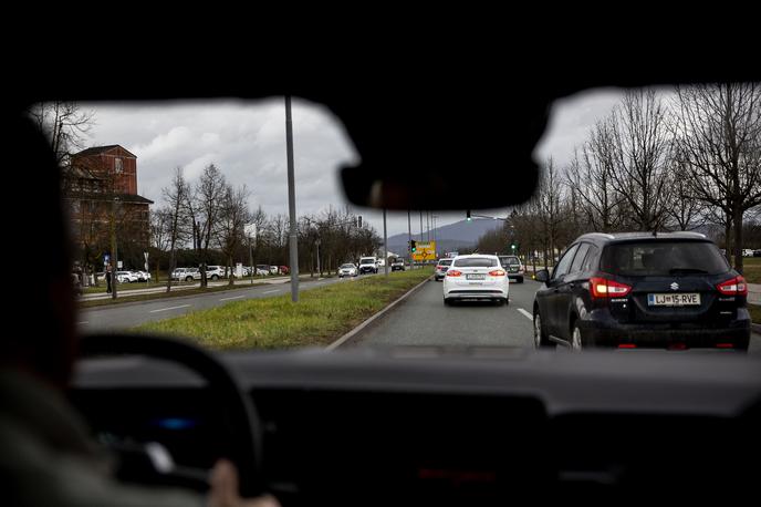 Simulator staranja in varna vožnja | Nova pravila so del svežnja o varnosti v cestnem prometu, ki ga je Komisija predstavila marca 2023. Z njim namerava izboljšati varnost vseh udeležencev v prometu in se čim bolj približati cilju "vizija nič". | Foto Ana Kovač