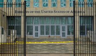 ZDA po napadu zmanjšuje število svojih diplomatov na Kubi