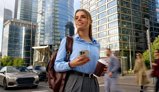 Teh veščin umetna inteligenca ne more nadomestiti, mladi pa jih nujno potrebujejo