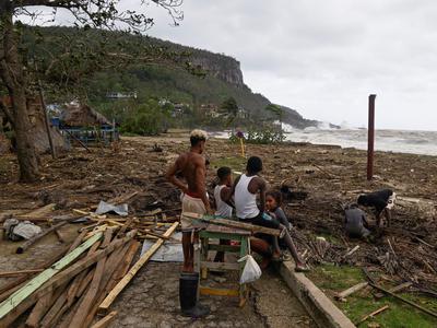 Orkan Melissa povzročil več deset smrti in ogromno škodo