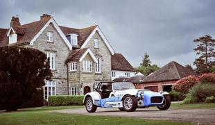 Caterham seven SV 1,0 ecoboost – dežni ples britanske kovinske balerine