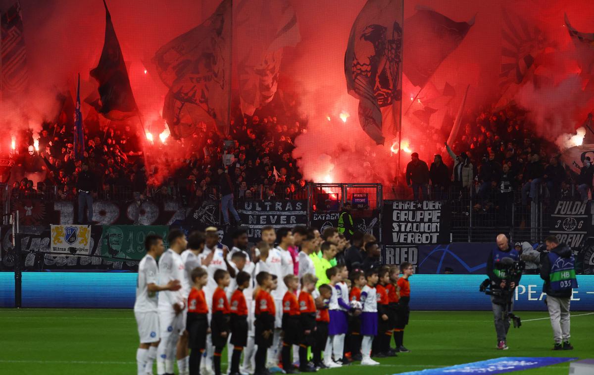 navijači Eintracht Napoli | Foto Reuters