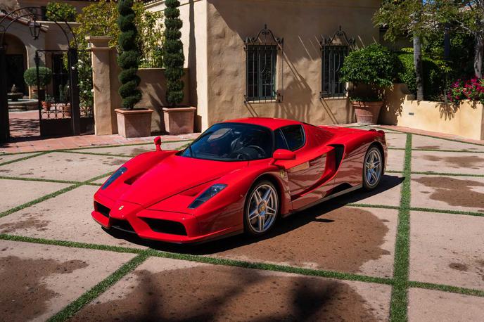 Ferrari enzo | S ceno 2,33 milijona evrov je postal ta ferrari enzo najdražji avto, prodan prek spletne dražbe. | Foto RM Sotheby's