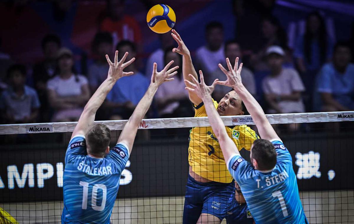 liga narodov, slovenska odbojkarska reprezentanca : Brazilija | Slovenski odbojkarji so v boju za bron lige narodov izgubili z Brazilci. | Foto VolleyballWorld