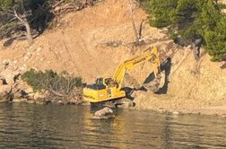Kot da ni nič. Dobili bagatelno kazen in uničevali naprej.