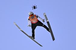 Domen Prevc po preplahu v prvi seriji vodi po polovici bitke za naslov prvaka