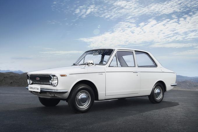 1. generacija 1966 - corolla E10 | Foto: Toyota