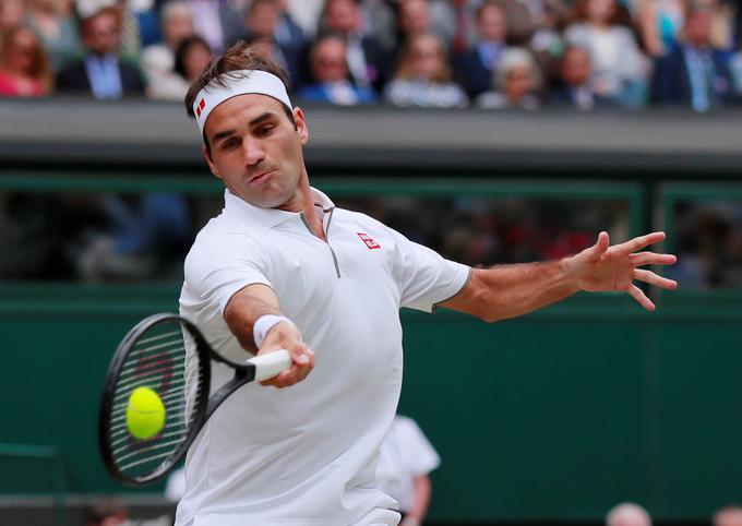 Roger Federer je drugi niz dobil po 25 minutah. | Foto: Reuters