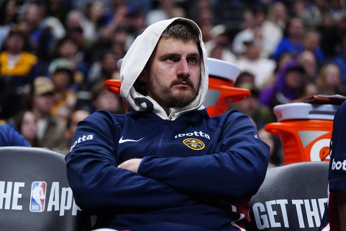 Nikola Jokić spet v svojem slogu