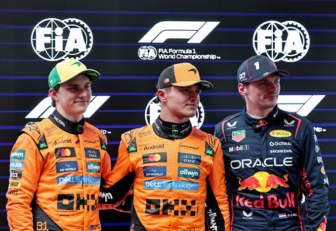 Prva trojica na kvalifikacijah v Melbournu: drugi Oscar Piastri, prvi Lando Norris in tretji Max Verstappen. | Foto: Reuters