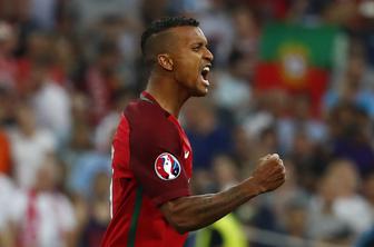 Luis Nani okrepil Valencio