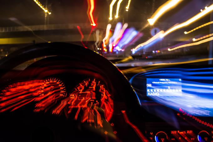 prehitra vožnja, vožnja pod vplivom alkohola, alkotest | Foto: Shutterstock