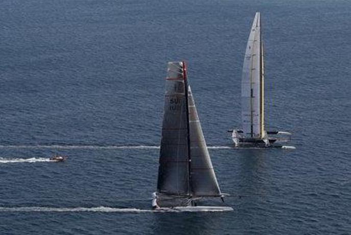 Ameriški BMW Oracle zmagal na prvi regati