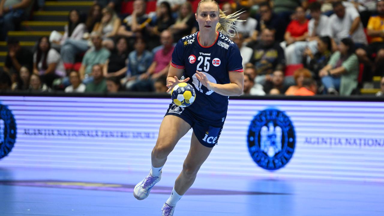 Henny Reistad podpisala za Brest