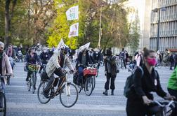 Policija na petkovem protestnem shodu zaznala nekaj kršitev