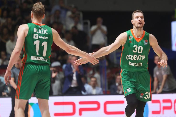 Crvena zvezda : Cedevita Olimpija, liga ABA, polfinale 3. tekma, Zoran Dragić, Jaka Blažič | Foto: Marko Metlaš/Sportida