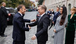Golob in Macron za strateško avtonomijo Evrope in gospodarsko sodelovanje