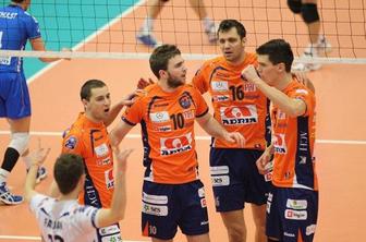 ''Oranžni zmaji'' si na Prešernov dan želijo poln TiVolley