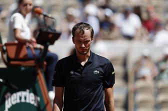 Že v prvem krogu izpadel Medvedjev, Sinner zanesljivo naprej