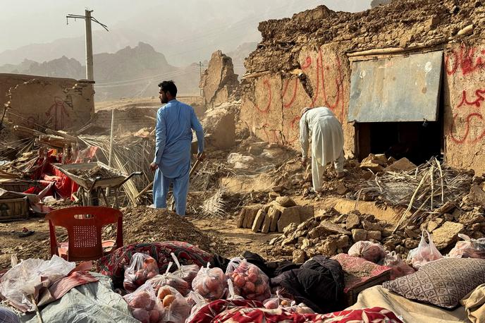 Afganistan, potres | Kot je še sporočil tiskovni predstavnik ministrstva, so oblasti zdaj zaključile reševalne akcije. | Foto Reuters