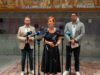 Opozicija predlaga referendum o tem, ali naj DZ razreši predsednika DZ Stevanovića