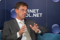 Miro Cerar: Z nami se ukvarjajo, kot da smo šolarčki