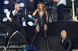Jennifer Lopez: Moje telo naredi obleke seksi, ne obratno