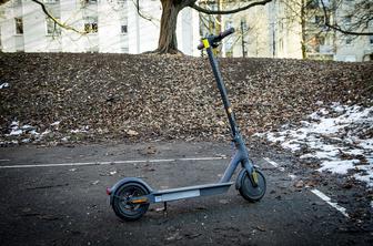 Mi Electric Scooter 3: odlično zdravilo proti mestnim zastojem