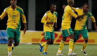 Bafana Bafana v vlogi gostitelja