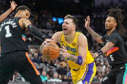 Lakersi prekratki kljub šovu Dončića v San Antoniu. Nova zvezdniška selitev v ligi NBA. #video