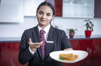 Pomanjkanje kadra: zdaj je pravi čas za poklicno izobrazbo