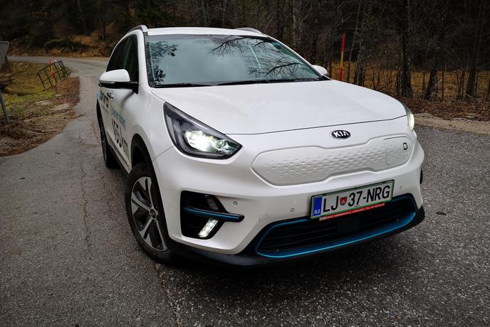 Celo boljši od Tesle? Bolj celovit električni avto (še) težko najdemo.