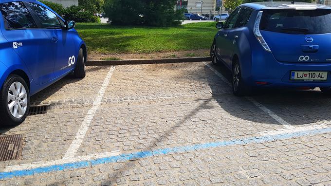 Že danes bodo predvidoma ta parkirna mesta pobarvali in jih bolje označili. | Foto: Gregor Pavšič