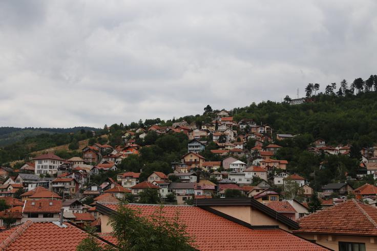 Piramidna znamenitost se nahaja 30 kilometrov od bosanske prestolnice Sarajevo. | Foto: Daniel Fazlić