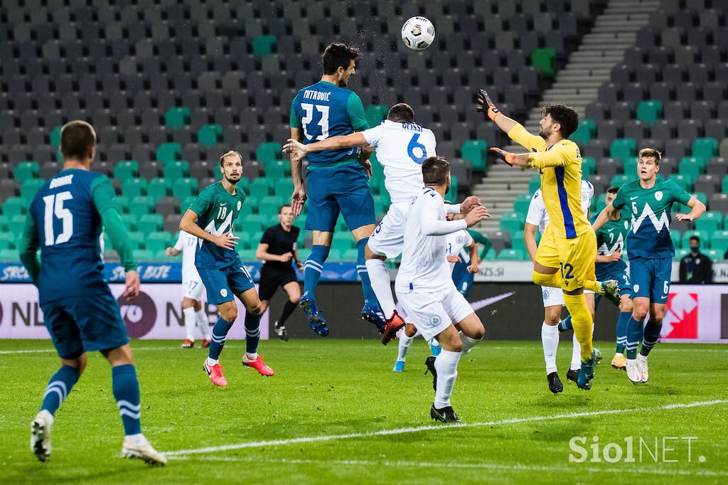 Slovenija : San Marino, slovenska nogometna reprezentanca