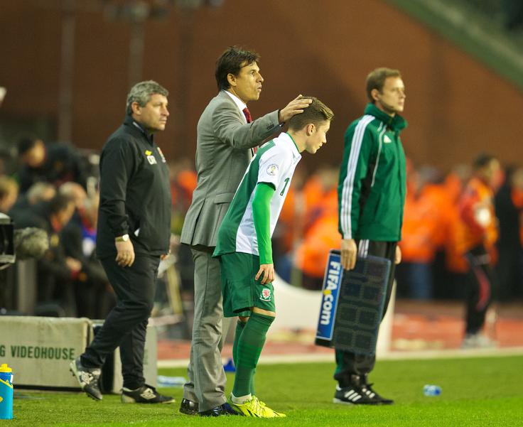 Trenutek, ko je Harry Wilson na tekmi z Belgijo (2013) vstopil v igro, njegov dedek pa zadel stavo, vredno kar 125 tisoč funtov. | Foto: Guliverimage
