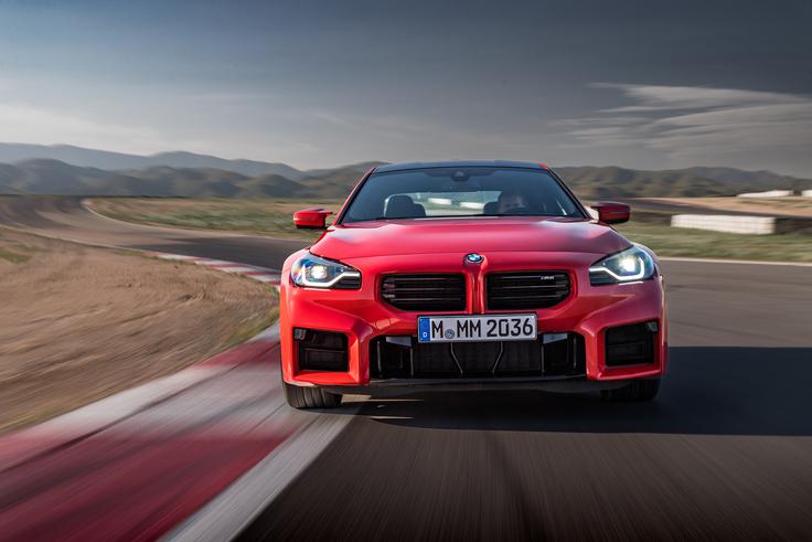 Poganjal ga bo šestvaljni trilitrski motor z močjo 460 "konjev". | Foto: BMW