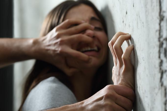 Nasilje nad ženskami. Posilstvo. Spolno nadlegovanje | Foto: Shutterstock