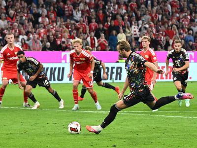Bayern polni mrežo, Kane dosegel stoti gol v bundesligi #vŽivo